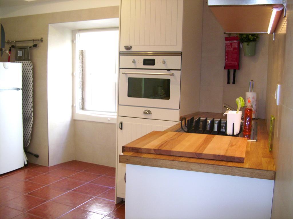 Elegant S. Miguel Apartment Lisbon Bilik gambar
